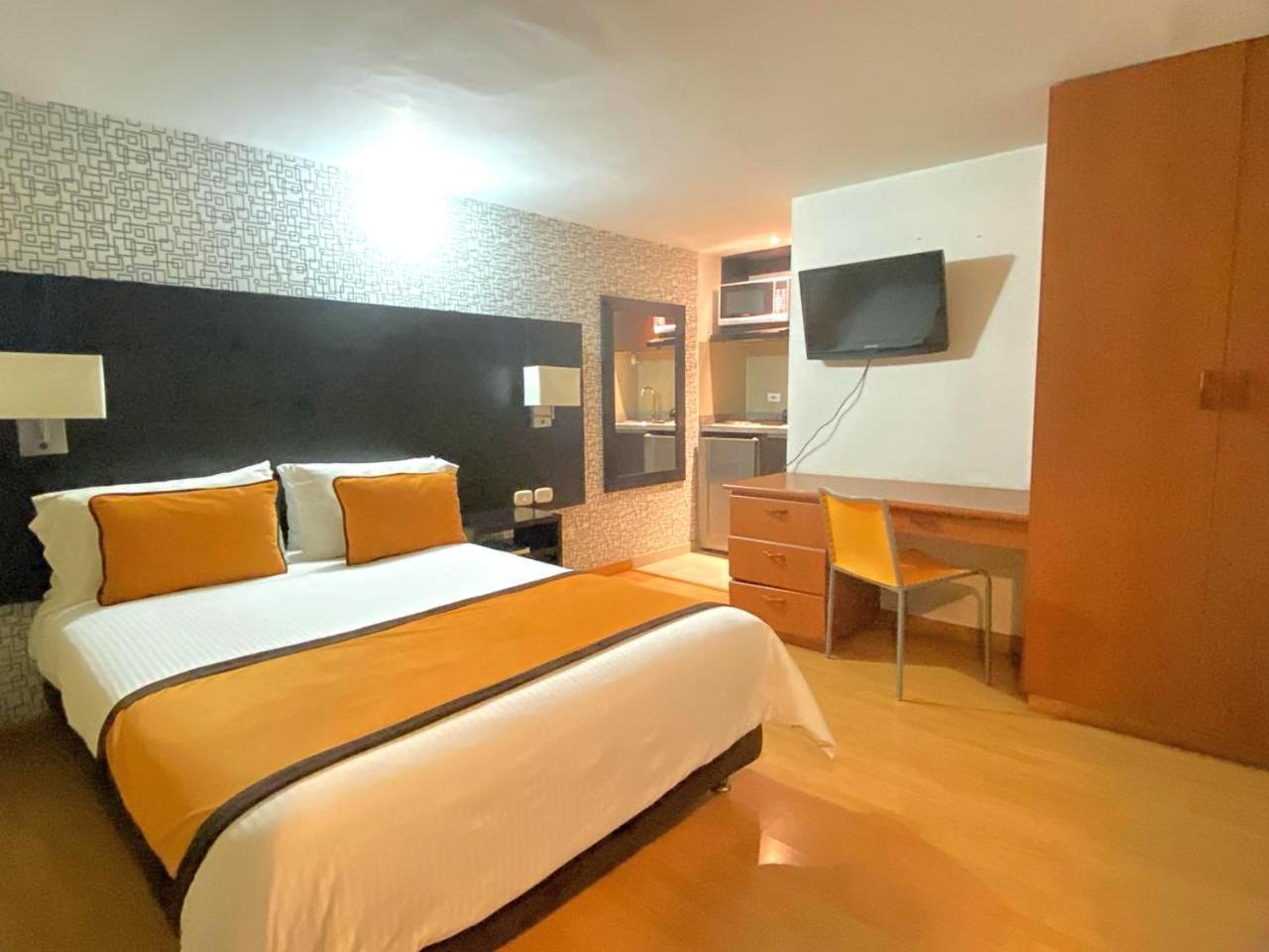 Hotel Silver Javeriana By Hospedium Bogotá Eksteriør billede