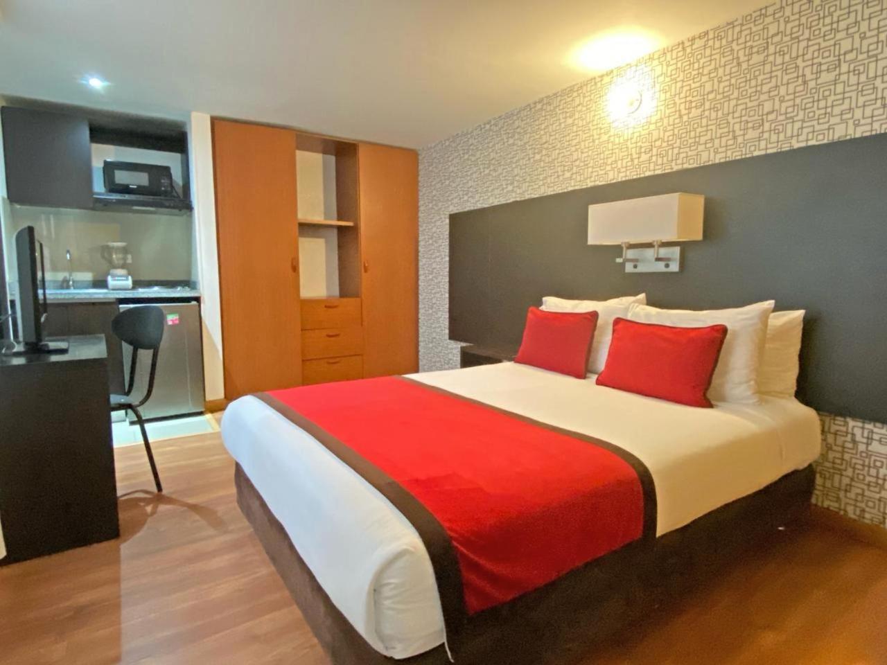 Hotel Silver Javeriana By Hospedium Bogotá Eksteriør billede