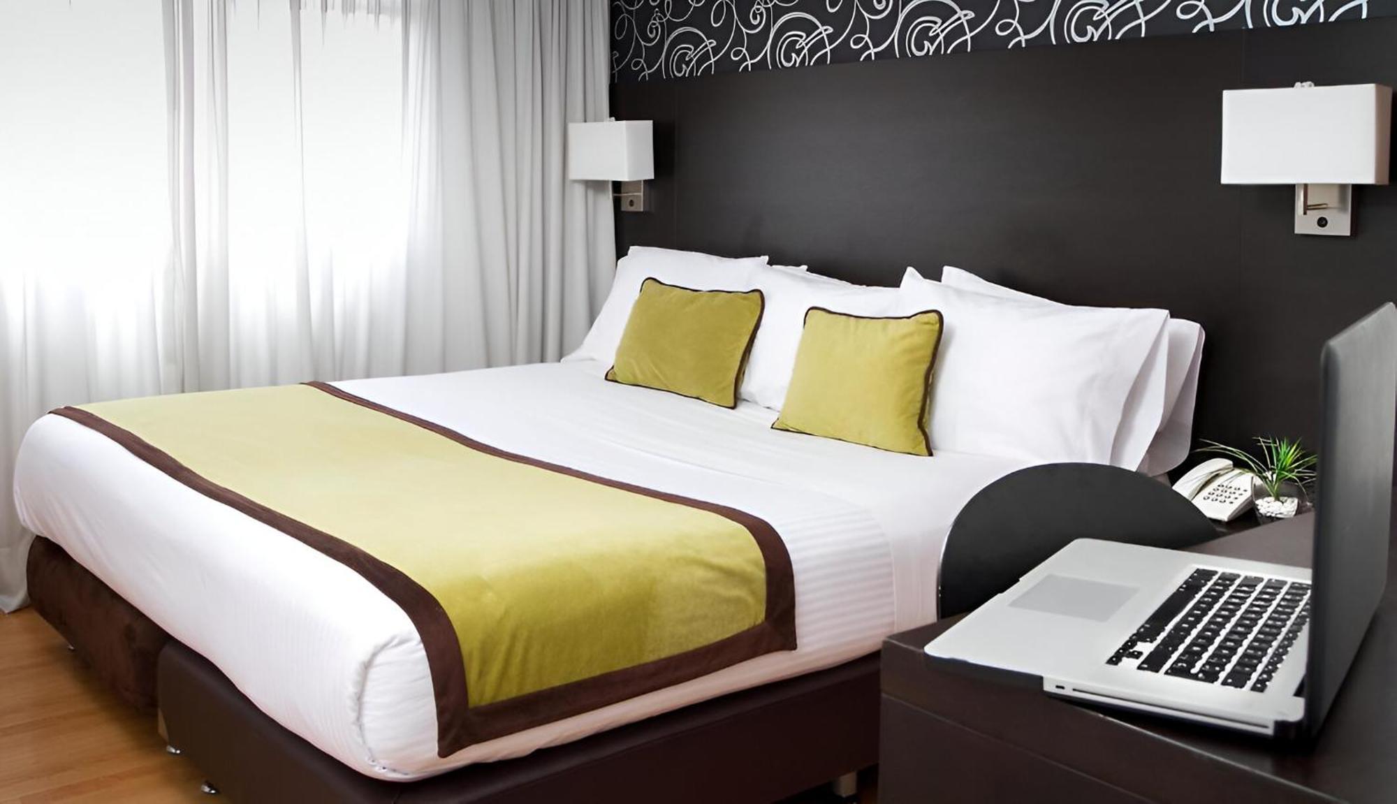Hotel Silver Javeriana By Hospedium Bogotá Eksteriør billede